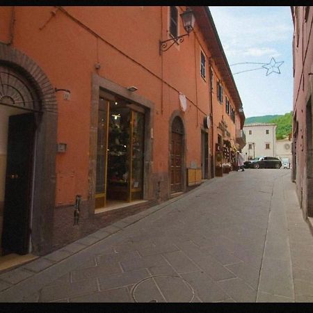 B&B La Casetta Di Alice Cascia Bagian luar foto
